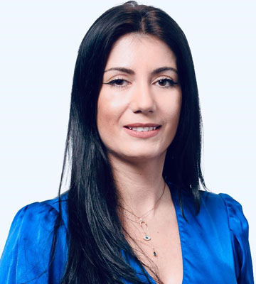 Mihaela Breg Photo